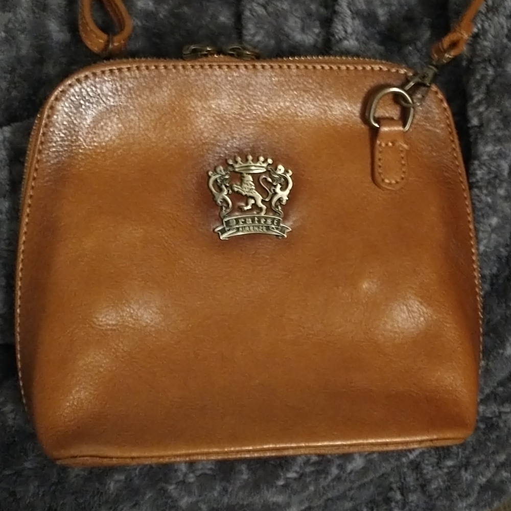 Pratesi made in Italy zip top crossbody bag